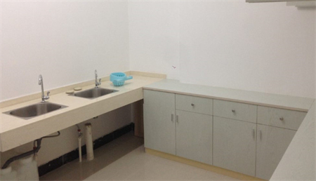 鎮(zhèn)江拜博口腔門診部_消毒區(qū)