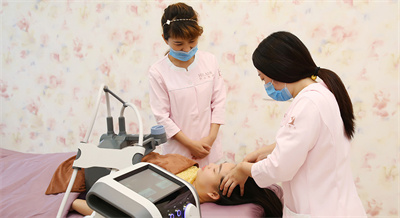 肇慶市皮膚病醫(yī)院醫(yī)療美容科_治療醫(yī)生