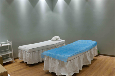 肇慶市皮膚病醫(yī)院醫(yī)療美容科_皮膚科