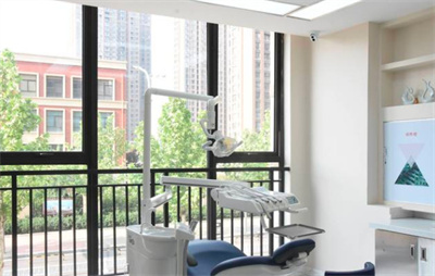 長治長興口腔醫(yī)院_治療室