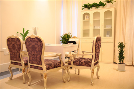 贛州儷人醫(yī)療美容門診部_咨詢室