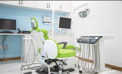 長沙好大夫口腔門診部_治療室