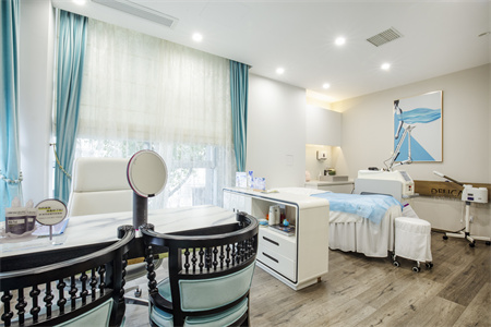 上海醫(yī)顏醫(yī)療美容門診部_皮膚美容室