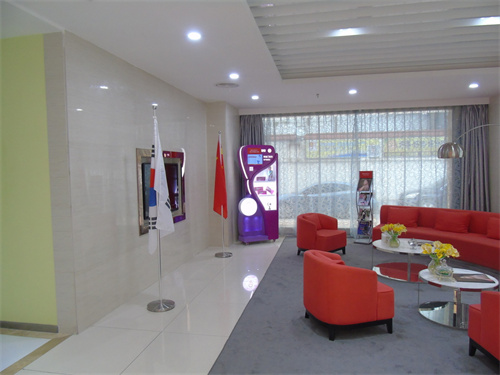 福州美貝爾醫(yī)療美容門診部_一樓休息區(qū)