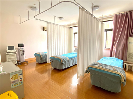 濰坊華美醫(yī)療美容醫(yī)院_皮膚治療室