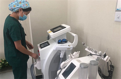 東莞韓美整形醫(yī)院_治療室