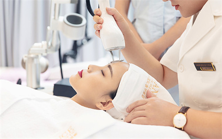 北京加減美整形門診部_