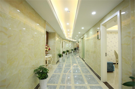 常德伊麗莎白整形美容醫(yī)院_醫(yī)院走廊