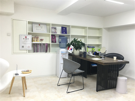 承德玥萊美醫(yī)療美容醫(yī)院_面診室