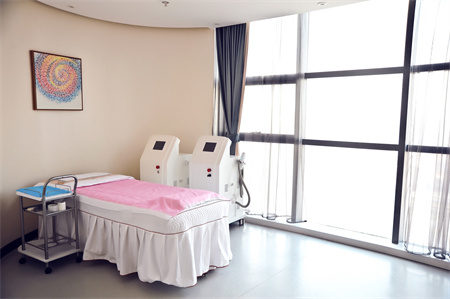 呼和浩特諾伊美醫(yī)療美容門診部 _治療室