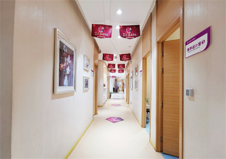 錦州錦美醫(yī)療美容醫(yī)院_走廊
