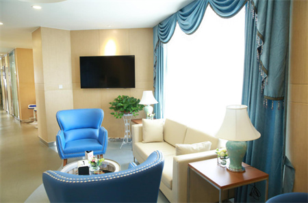 南寧柏樂口腔門診部_休息區(qū)