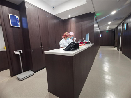 青島美拓醫(yī)療美容門診部_護(hù)士站