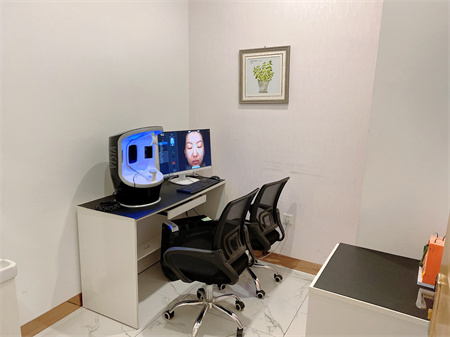 沈陽(yáng)創(chuàng)美薈醫(yī)療美容門診部_皮膚檢測(cè)室