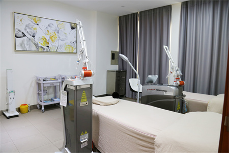 蘇州金閶醫(yī)院整形美容科_治療室