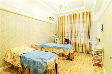 遂寧陽(yáng)光醫(yī)療美容醫(yī)院_治療室