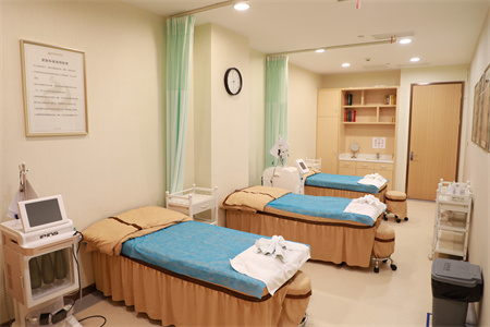 蘇州康美醫(yī)療美容醫(yī)院_皮膚治療室