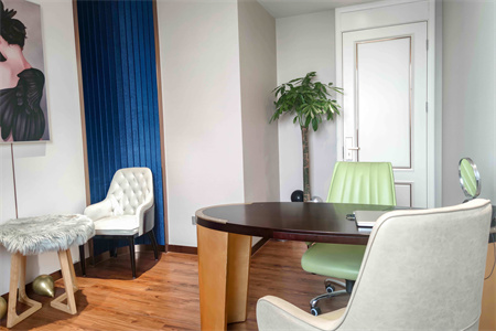 武漢卓美醫(yī)療美容門診部_設(shè)計室