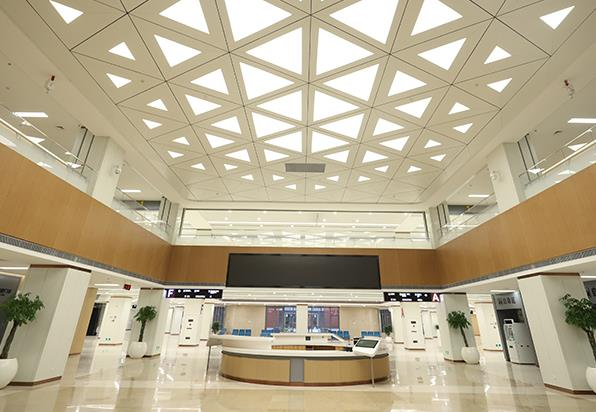 徐州新健康醫(yī)院醫(yī)學(xué)美容中心_醫(yī)院大廳