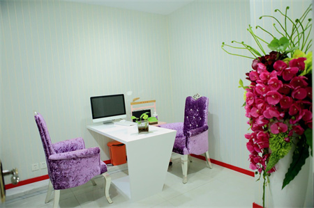 銀川崔大夫博士麗醫(yī)療美容門診部_咨詢室