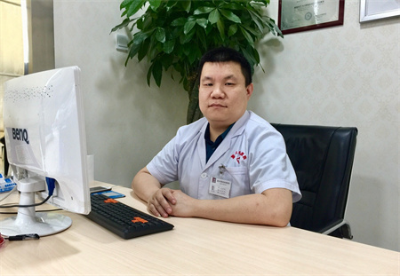 重慶華膚皮膚病醫(yī)院植發(fā)科_醫(yī)院醫(yī)生