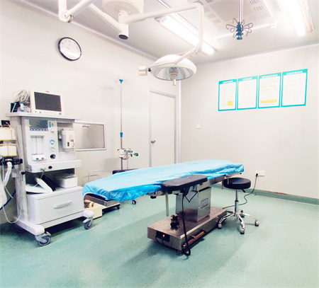長沙小柏樹醫(yī)療美容門診部_手術室