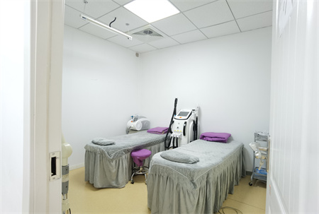 長沙玫瑟爾醫(yī)療美容門診部_治療室