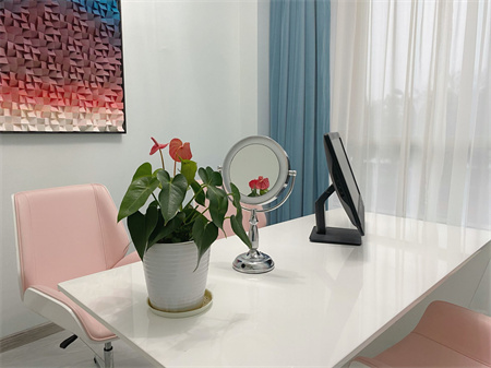 長(zhǎng)沙嘉悅?cè)R醫(yī)療美容門診部_咨詢室