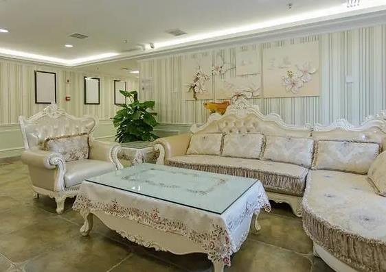 長(zhǎng)沙麗都醫(yī)療美容醫(yī)院_休息區(qū)