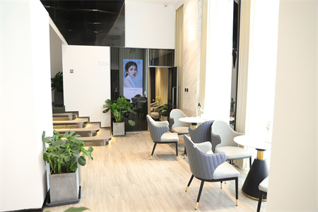 長(zhǎng)沙赫美醫(yī)療美容門診部_休息區(qū)