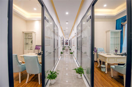 長沙戴芮絲醫(yī)療美容門診部_咨詢室