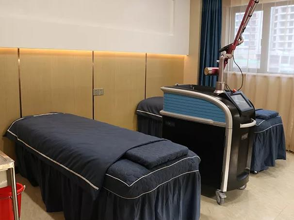 長沙安吉娜醫(yī)療美容門診部_治療室