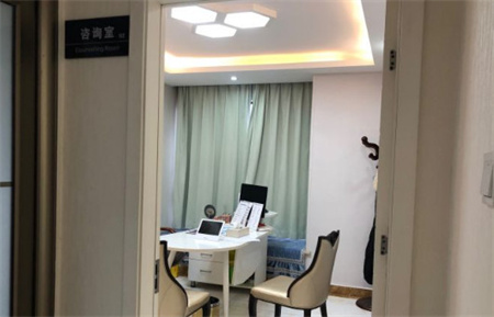 長春張志田醫(yī)療美容診所_咨詢室