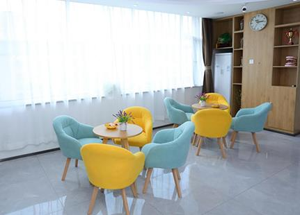 長(zhǎng)春諾貝爾口腔門診部_休息區(qū)