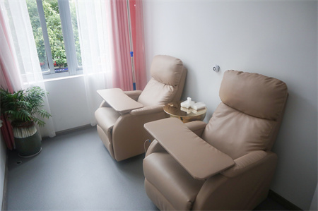 長春姜廣霞醫(yī)療美容診所_輸液室