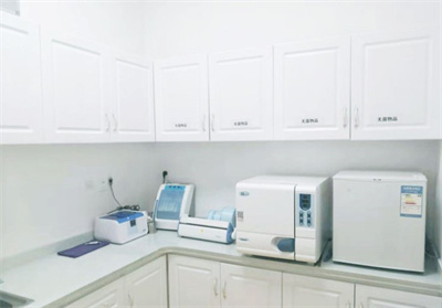 長春環(huán)球口腔門診部_消毒室