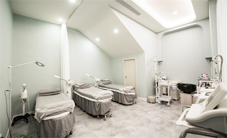 長(zhǎng)春金羽醫(yī)療美容門(mén)診部