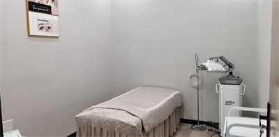 長(zhǎng)春海峽美容醫(yī)院_治療室