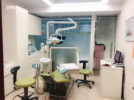 長(zhǎng)春拜博口腔醫(yī)院_治療室