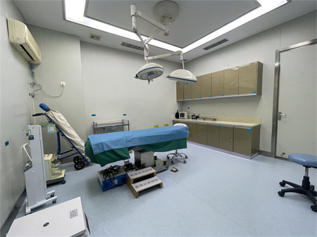 長春艾爾莎醫(yī)療美容門診部_手術室