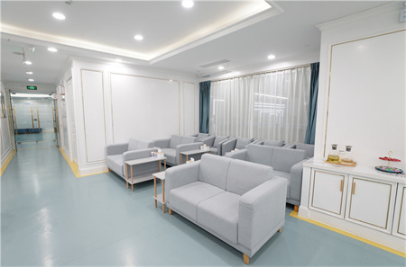 長春愛爾匯鋒眼科門診部_休息區(qū)