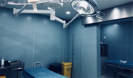 長(zhǎng)春愛(ài)麗醫(yī)療美容門(mén)診部_手術(shù)室