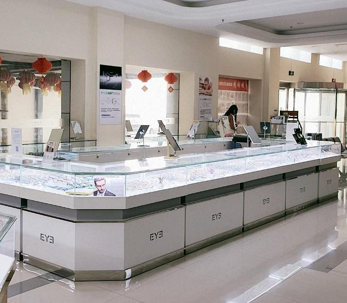 張家口愛爾眼科醫(yī)院_配鏡區(qū)