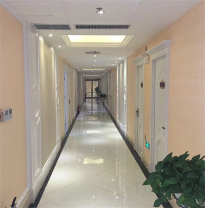 湛江博愛醫(yī)院醫(yī)療美容科_醫(yī)院走廊