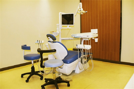 湛江南方口腔醫(yī)院_治療室