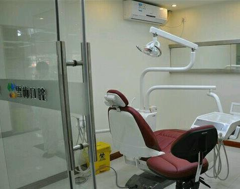 扎蘭屯雪梅口腔診所_治療室