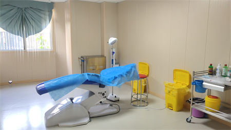 運(yùn)城藍(lán)山整形美容醫(yī)院_注射室