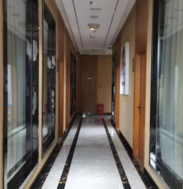 岳陽亞美醫(yī)學(xué)美容醫(yī)院_走廊