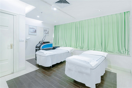 玉林埃德森黛夢(mèng)醫(yī)療美容門診部_治療室