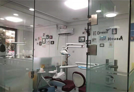 榆林長虹口腔門診部_治療室